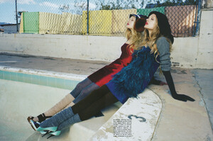 Vogue Italia (May 2008) - The Now Mix'n' Match - 006.jpg