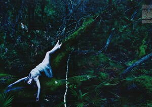 W (August 2009) - Sanctuary - 012.jpg