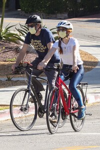         isl250420BZNimage106 .jpg