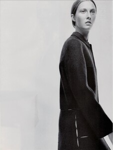 ARCHIVIO - Vogue Italia (October 1998) - Simmetrie - 005.jpg