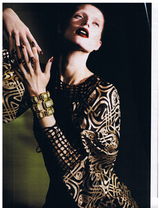 W (September 2006) - Surreal State - 017.jpg