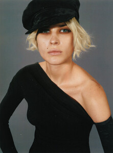 TOP.FASON.RU - Vogue UK (September 2001) - Dark Star - 007.jpg