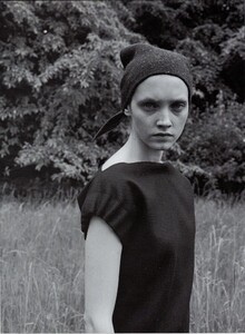 ARCHIVIO - Vogue Italia (November 1998) - A Rural Story - 009.jpg