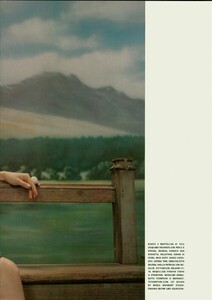 ARCHIVIO - Vogue Italia (August 2004) - Chic Sizzling Cool - 012.jpg