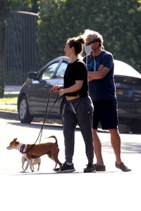       sil290420BZNimage2 .jpg