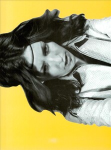 ARCHIVIO - Vogue Italia (March 1999) - Riders in the Wind '99 - 011.jpg