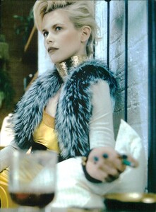 ARCHIVIO - Vogue Italia (September 2006) - Fashion Frames - 002.jpg