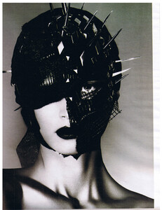 W (September 2006) - Surreal State - 002.jpg