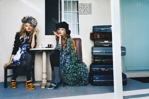 Vogue Italia (May 2008) - The Now Mix'n' Match - 004.jpg