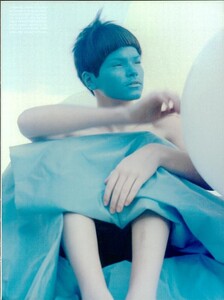 ARCHIVIO - Vogue Italia (February 1998) - Balloon - 012.jpg