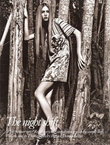 Vogue UK (January 2009) - The Night Shift - 001.jpg