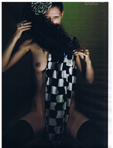 W (September 2006) - Surreal State - 004.jpg