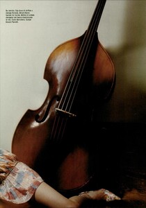 ARCHIVIO - Vogue Italia (March 2004) - Suggestions - 009.jpg