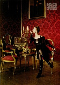 ARCHIVIO - Vogue Italia (December 2005) - A Charming Blend - 007.jpg