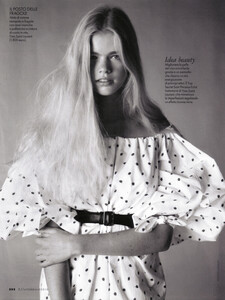 Elle Italia (February 2010) - Lookbook - 014.jpg