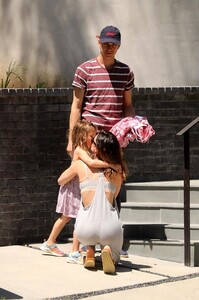       bil260420BZNimage102 .jpg