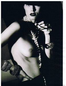 W (September 2006) - Surreal State - 006.jpg