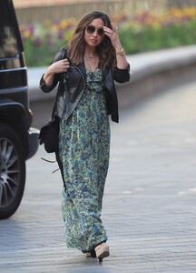         kla240420BZNimage122 .jpg