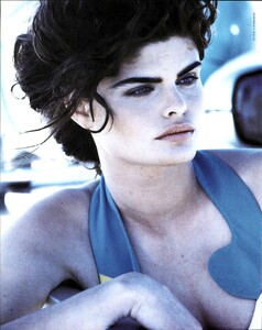 Lindbergh_Vogue_Italia_May_1991_07.thumb.jpg.bc642bec5ff32cf2e2a4c2b57ceb7a7e.jpg