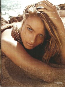 Vivanco_Vogue_Turkey_June_2011_08.thumb.jpg.c475928b35f696814b018ce239761724.jpg