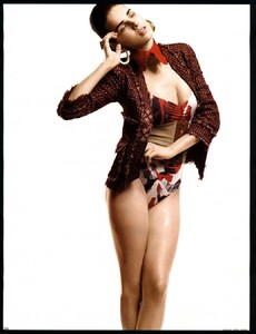 at_vogue-de_2008-04_p294.jpg