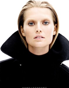 fashion_scans_remastered-toni_garrn-harpers_bazaar_usa-september_2012-scanned_by_vampirehorde-hq-6.thumb.jpg.af065ffa5c194cbd74da7d78cde323a2.jpg