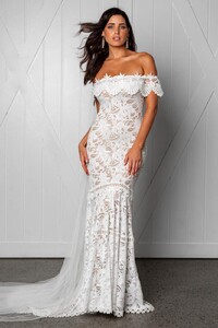 grace-loves-lace.shop_.wedding-dresses.cien_012.jpg