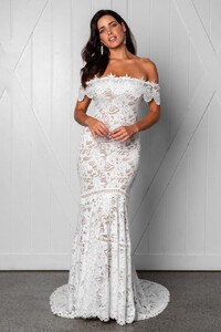 grace-loves-lace.shop_.wedding-dresses.cien_020.jpg