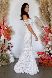 grace-loves-lace.shop_.wedding-dresses.cien_040.jpg