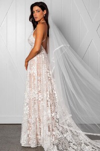 grace-loves-lace.shop_.wedding-dresses.harri_011.jpg