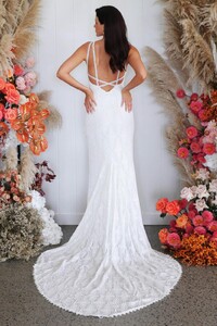 grace-loves-lace.shop_.wedding-dresses.leon_018.jpg