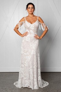 grace-loves-lace.shop_.wedding-dresses.sol_007.jpg