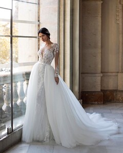 pronovias_94378898_805071866568571_9118513939849178095_n.jpg