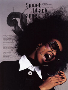 sweetblackangel_bw02.jpg