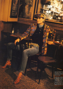 vogue_italia_september_1991__carre_roberts8.thumb.jpg.2d669ba416a8a11402693a3fb020edc6.jpg