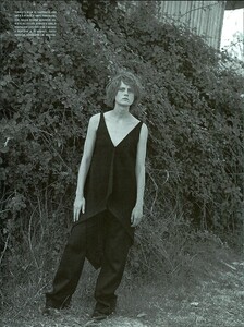 ARCHIVIO - Vogue Italia (September 1998) - Una storia da Camargue - 019.jpg