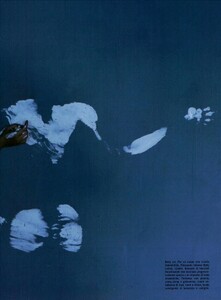 ARCHIVIO - Vogue Italia (April 2003) - Body Art - 003.jpg