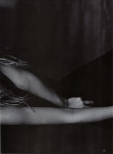 ARCHIVIO - Vogue Italia (November 1998) - Beauty Close Ups - 005.jpg