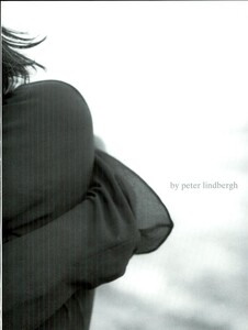 ARCHIVIO - Vogue Italia (December 2000) - Sensuousness - 002.jpg