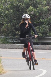        isl010520BZNimage114 .jpg