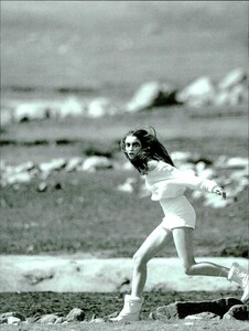 ARCHIVIO - Vogue Italia (May 1997) - Untitled - 007.jpg
