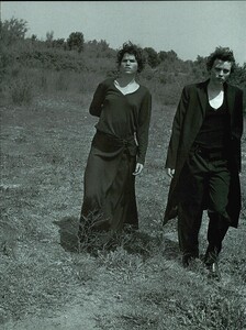 ARCHIVIO - Vogue Italia (September 1998) - Una storia da Camargue - 010.jpg