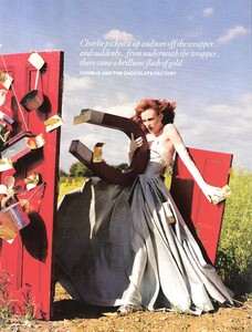 Vogue UK (December 2008) - Tales Of The Unexpected - 014.jpg