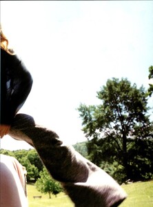 ARCHIVIO - Vogue Italia (July 1997) - Thursday Afternoon - 008.jpg