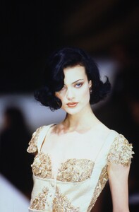 1183760296_shalom-harlow(1).thumb.jpg.e67594ca62a36098226660418e50164b.jpg