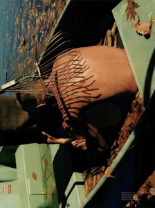 ARCHIVIO - Vogue Italia (November 1997) - In Country - 026.jpg