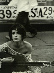 ARCHIVIO - Vogue Italia (February 2002) - Shannyn and Chloé - 018.jpg