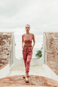 12 a7a6de1853cb9c38c9206dc6c17e6037.jpg