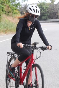        isl010520BZNimage106 .jpg