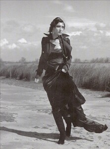 ARCHIVIO - Vogue Italia (July 2006) - The Great Couple - 001.jpg